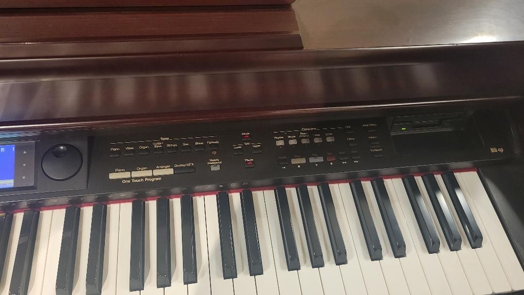 Used Roland KR575 3