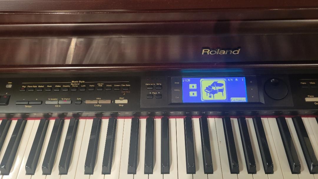 Used Roland KR575 2