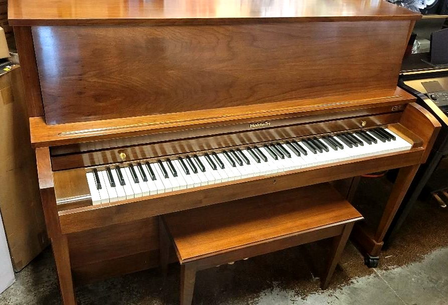 LIKE NEW BALDWIN 46 STUDIO