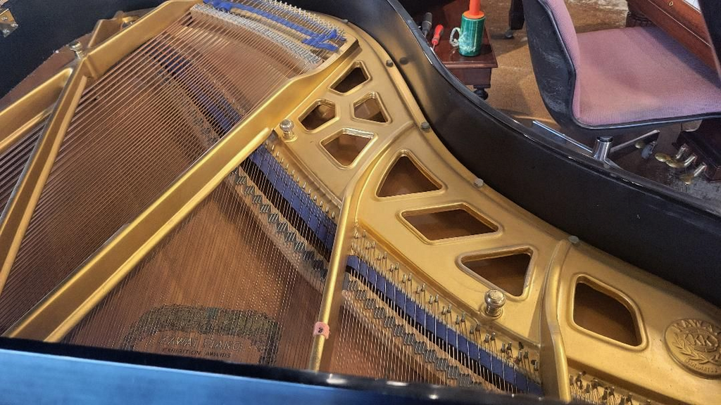 Howard Grand 2