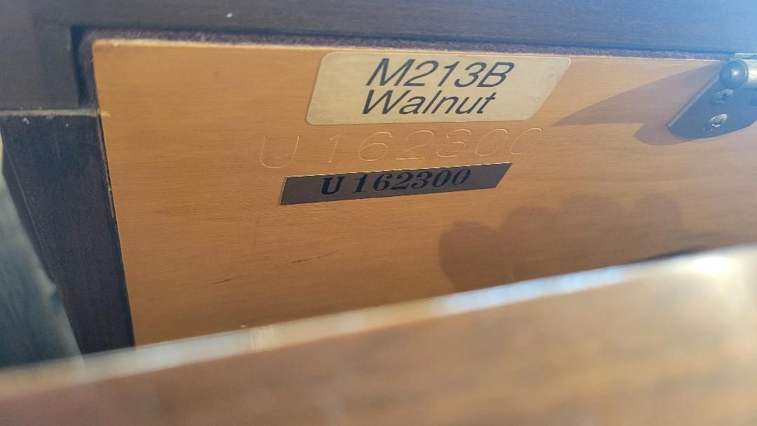 Yamaha M213B Walnut 2
